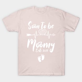 soon to be mommy est 2021 T-Shirt